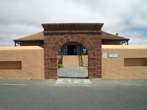 Tor zum Aussichtspunkt Mirador Morro Velosa - Fuerteventura