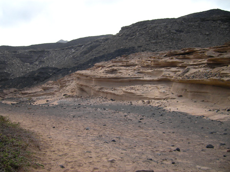 Unterschiedliche Felsformationen auf Fuerteventura